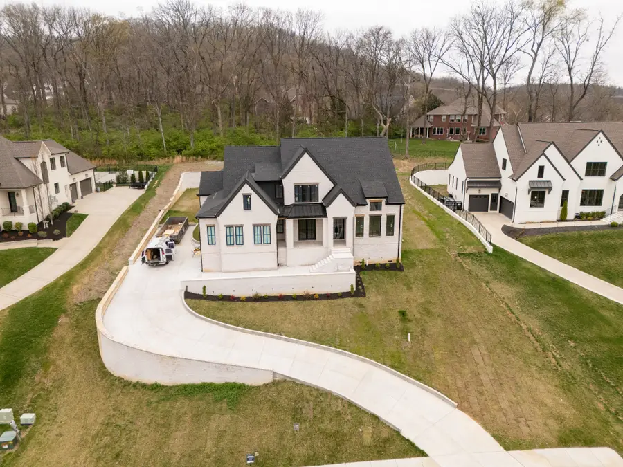 1586 Eastwood Dr, Brentwood, TN 37027 - #2
