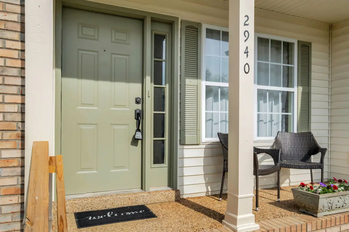 2940 Riverbend Dr, Nashville, TN 37214 - #1