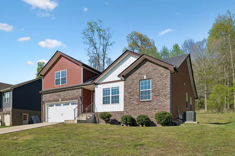 1217 Ridge Meadow Dr, Clarksville, TN 37042 - #3