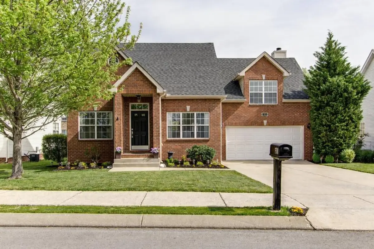 1311 Chapmans Retreat Dr, Spring Hill, TN 37174 - #1