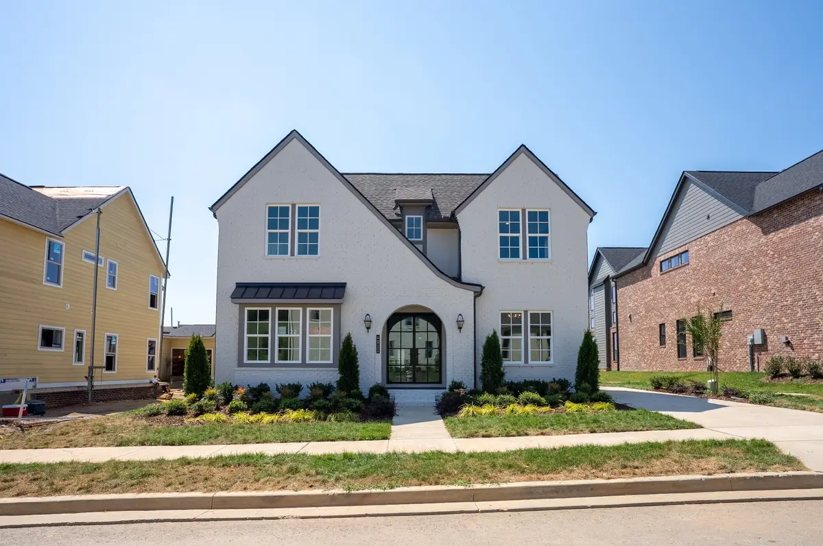 820 Saint Clair Avenue, Thompsons Station, TN 37179 - #1