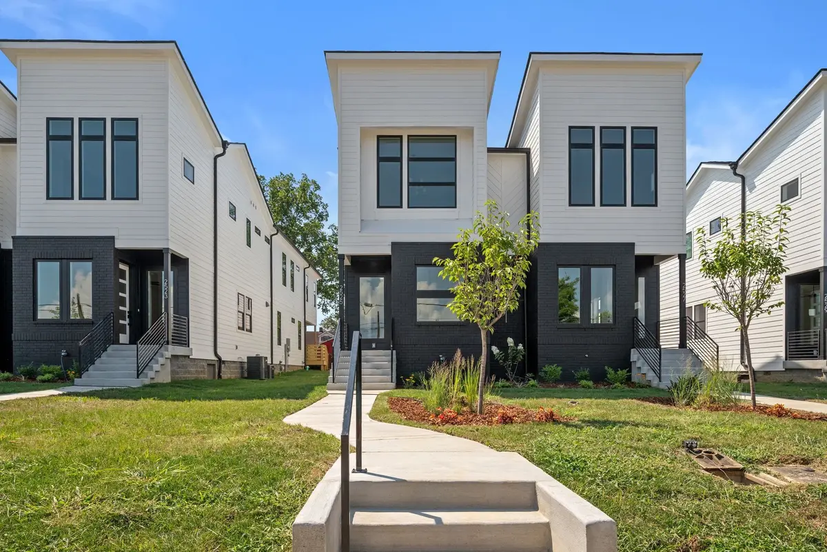 2525 W Heiman St, Nashville, TN 37208 - #1