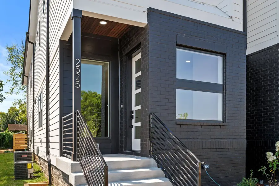 2525 W Heiman St, Nashville, TN 37208 - #3