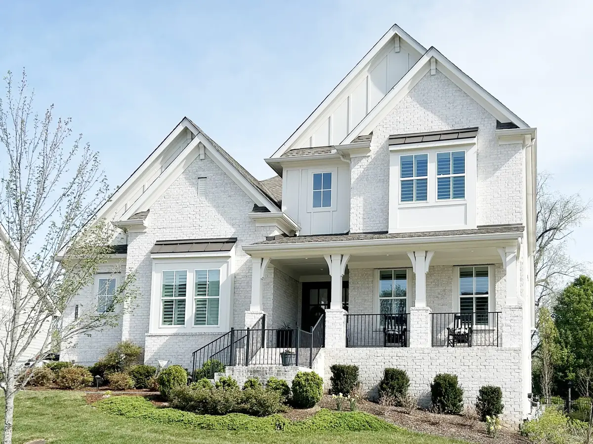 3012 Littlebury Park Dr, Thompsons Station, TN 37179 - #1