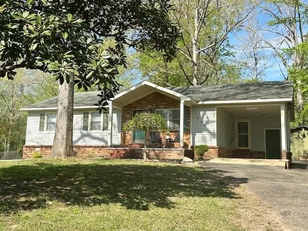 635 East End Dr, Savannah, TN 38372