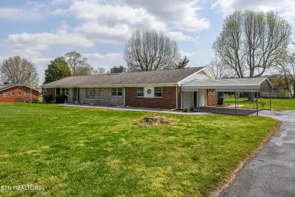 126 October Lane, Maryville, TN 37804