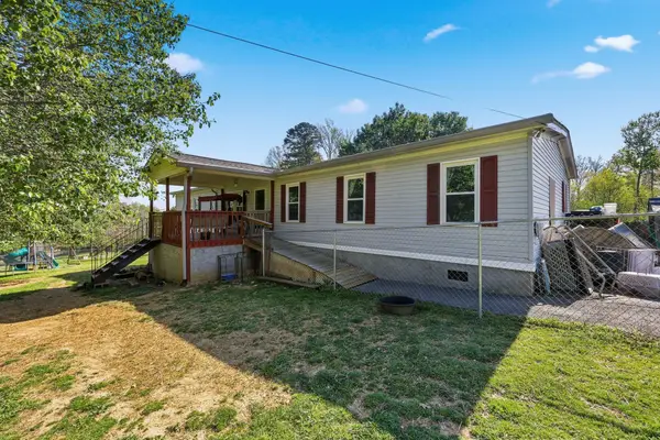201 Old Eblen Rd, Lenoir City, TN 37771