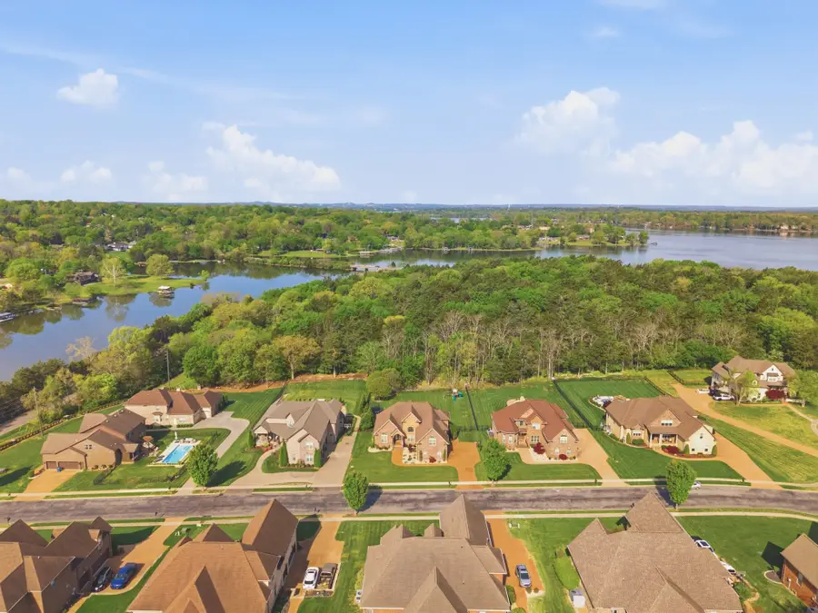 107 Avalon Bay Dr, Old Hickory, TN 37138 - #2