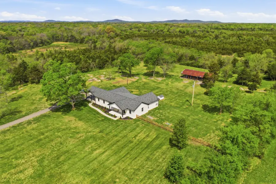 600 Squire Hall Rd, Shelbyville, TN 37160 - #2