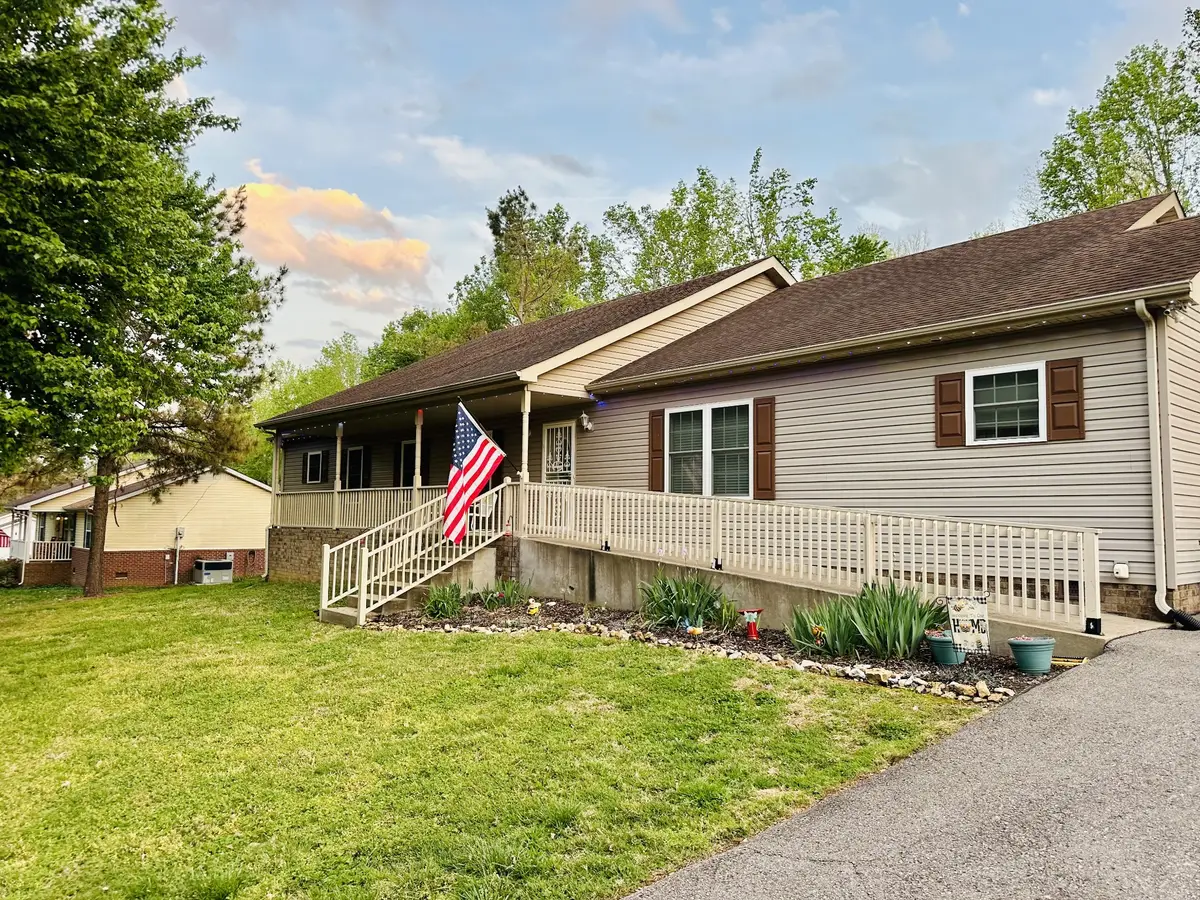 1038 Phillip Dr, Portland, TN 37148 - #1