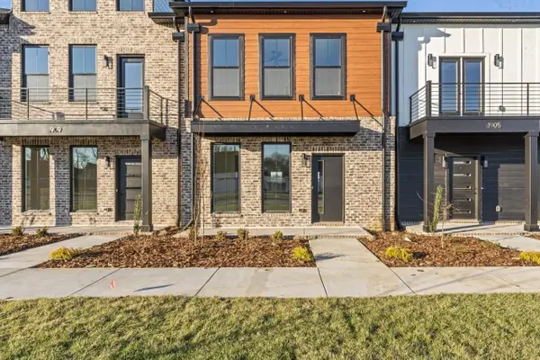 1329 Rebecca Johns Dr, Murfreesboro, TN 37128