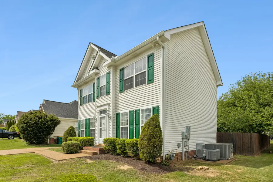 1110 Mcdonough Cir, Thompsons Station, TN 37179 - #3