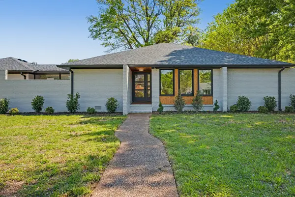 1707 Berkeley St, Murfreesboro, TN 37129