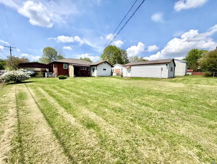 208 Navaho Trl, Hopkinsville, KY 42240 - #3