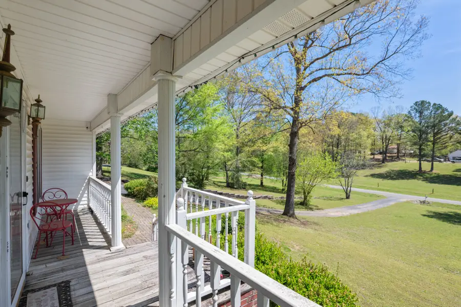 110 Jerri Ann Rd, Lexington, TN 38351 - #3