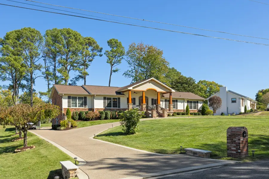 152 Fairways Dr, Hendersonville, TN 37075 - #2