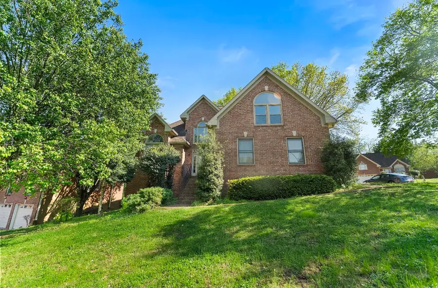 501 S Lakeridge Pl, Nashville, TN 37214 - #2