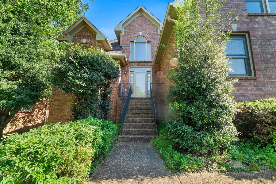 501 S Lakeridge Pl, Nashville, TN 37214 - #3