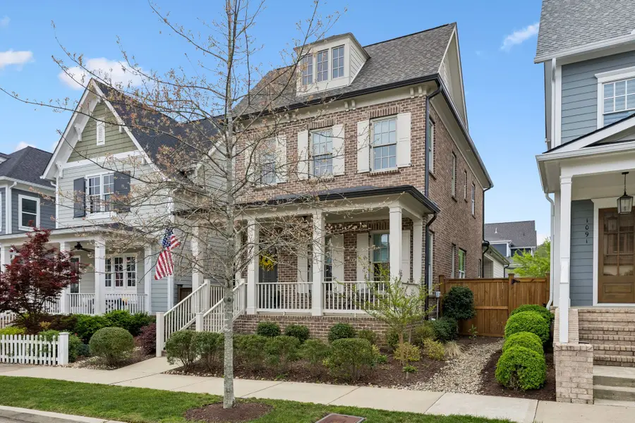 1085 Beckwith St, Franklin, TN 37064 - #3