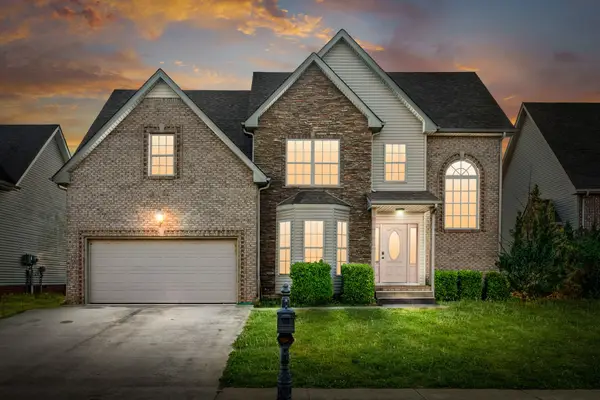 1108 Chinook Cir, Clarksville, TN 37042
