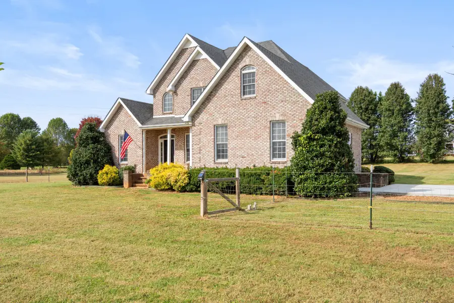 3115 Holders Cove Rd, Winchester, TN 37398 - #3
