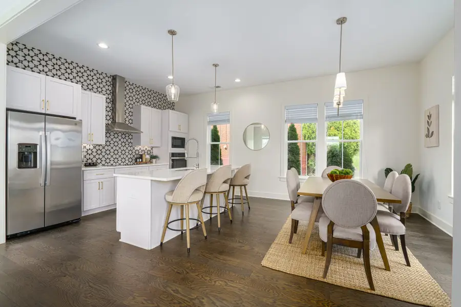 302 Avondale Dr, Franklin, TN 37064 - #2