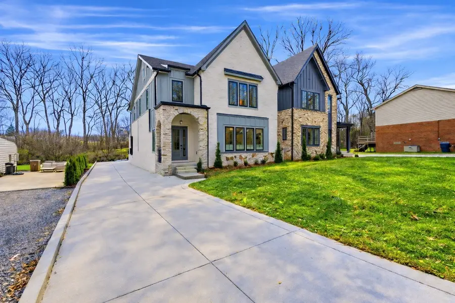 1523 Graybar Ln, Nashville, TN 37215 - #2