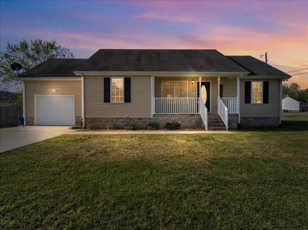 16 Hannah Grace Ln, Manchester, TN 37355