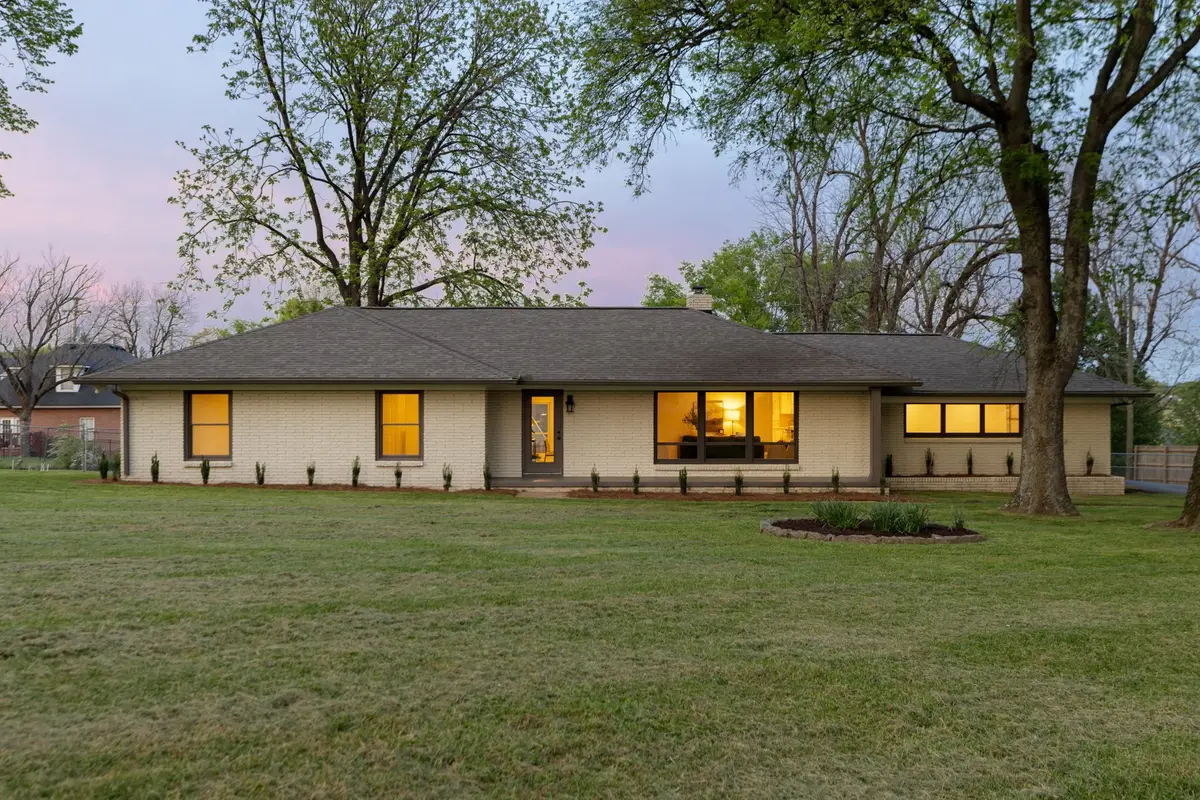 305 Shepherd Hills Dr, Madison, TN 37115 - #1