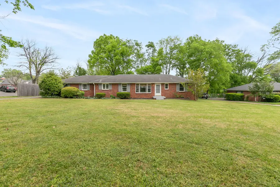 307 Shepherd Hills Dr, Madison, TN 37115 - #3