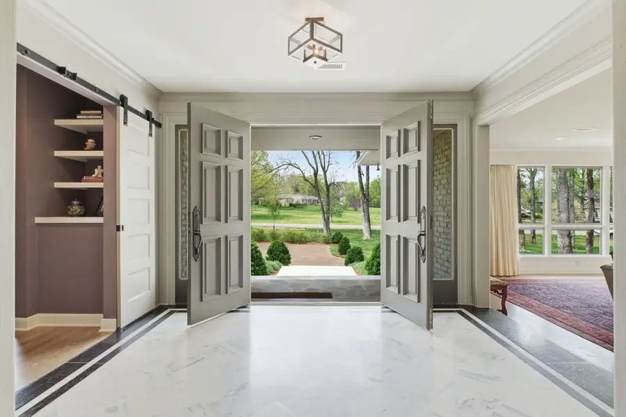 1014 Foxwood Dr, Nashville, TN 37215 - #3