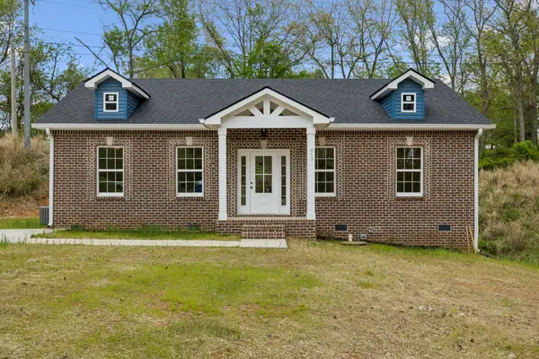 613 Hill Rd, Clarksville, TN 37040