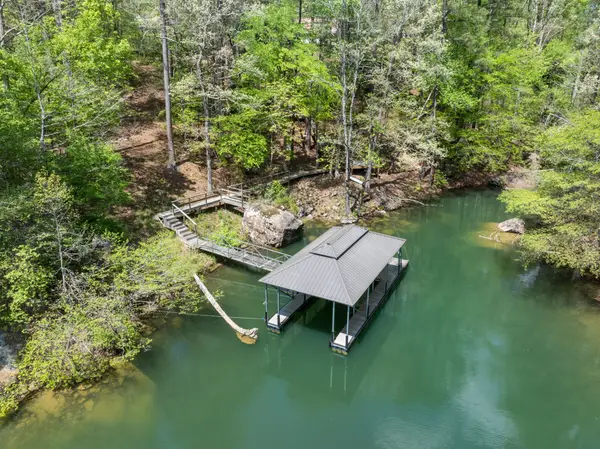 528 Godsey Rd, Houston, AL 35572