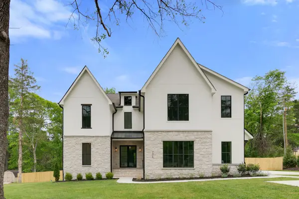 706 Brook Hollow Rd, Nashville, TN 37205