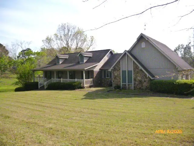 116 Norwood Dr, Camden, TN 38320 - #1
