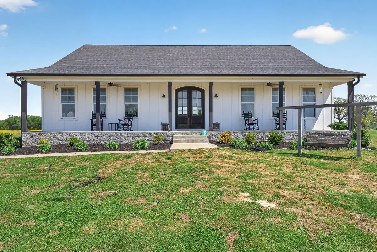 168 Smokie Ln, Woodbury, TN 37190 - #1