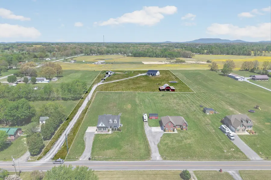 168 Smokie Ln, Woodbury, TN 37190 - #2