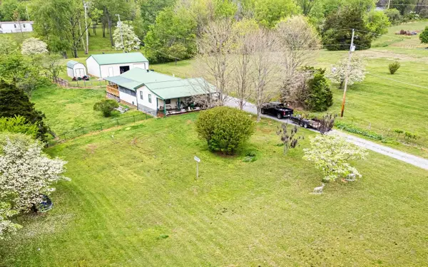 1655 New Deal Potts Rd, Portland, TN 37148