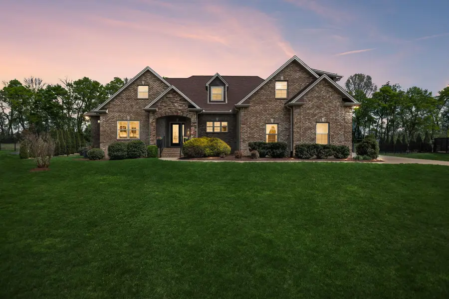 1067 Caballo Trl, Gallatin, TN 37066 - #2