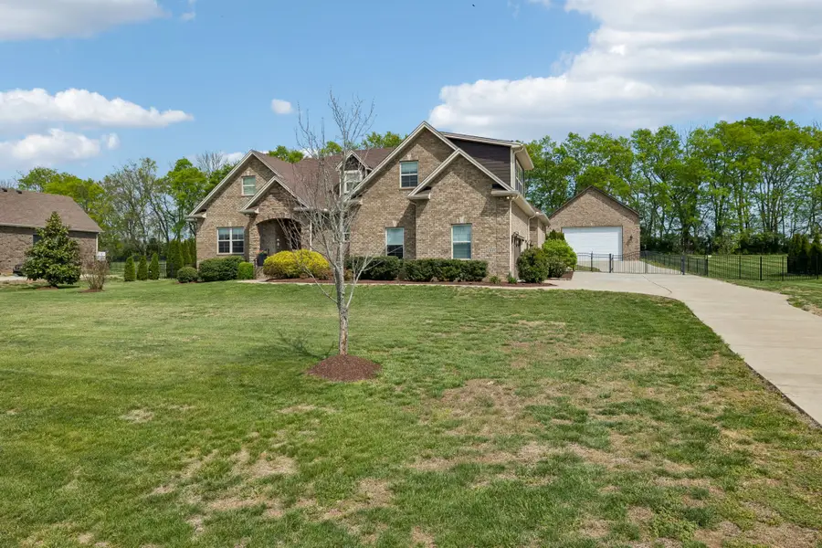1067 Caballo Trl, Gallatin, TN 37066 - #3