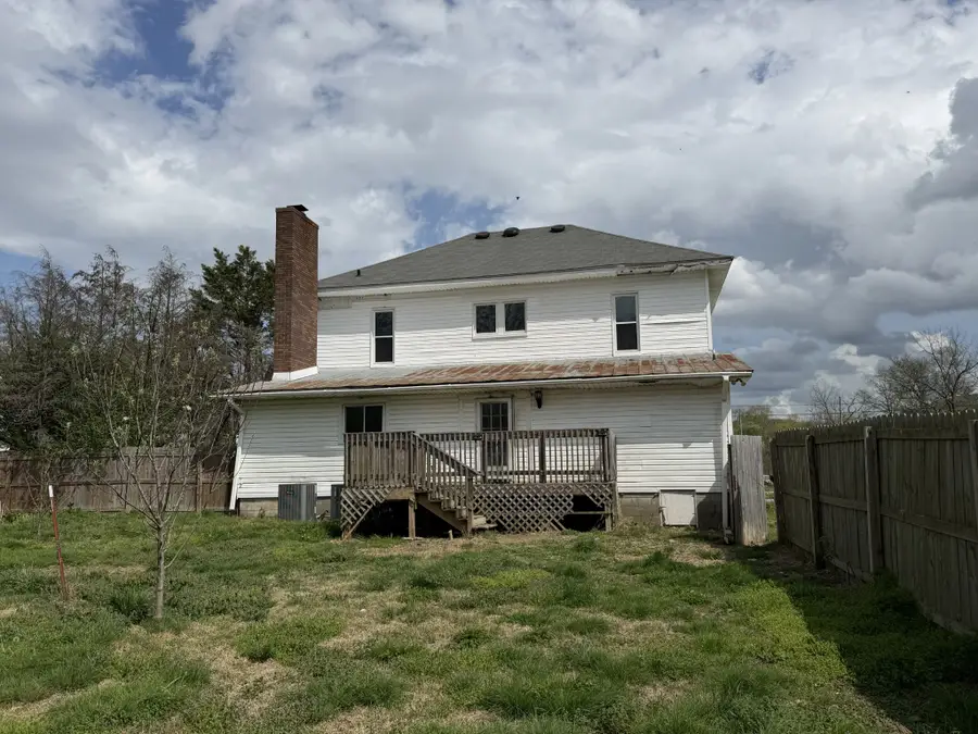 210 S Mulberry St, Cornersville, TN 37047 - #2