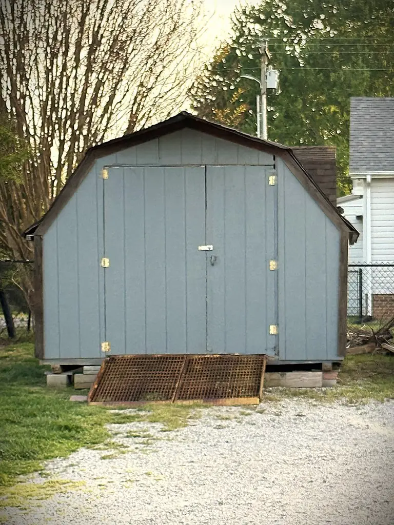 409 Green Valley Dr, Livingston, TN 38570 - #3