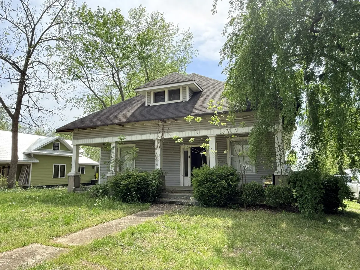 519 N Washington St, Tullahoma, TN 37388 - #1