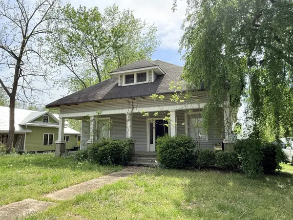 519 N Washington St, Tullahoma, TN 37388