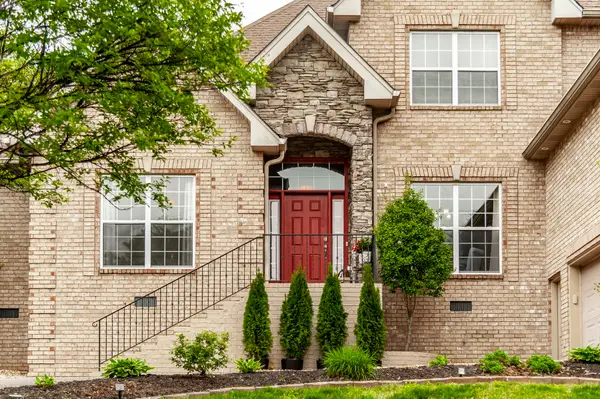 193 Spy Glass Way, Hendersonville, TN 37075