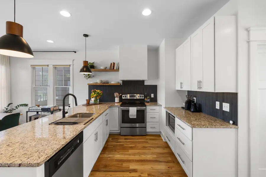 1501B 9th Ave N, Nashville, TN 37208 - #3