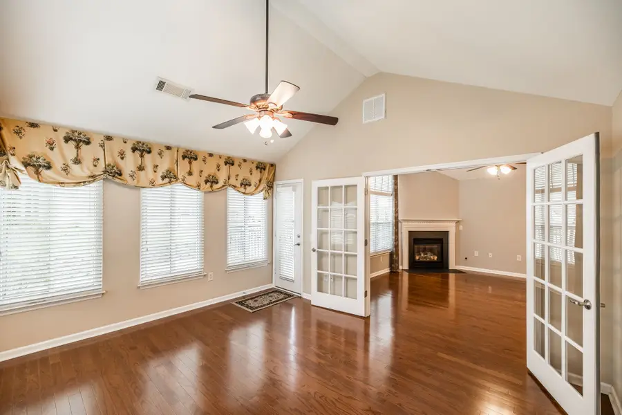 825 Browns Ln #201, Gallatin, TN 37066 - #3