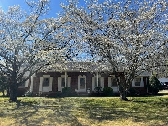 1386 Chisholm Rd, Cypress Inn, TN 38452 - #1