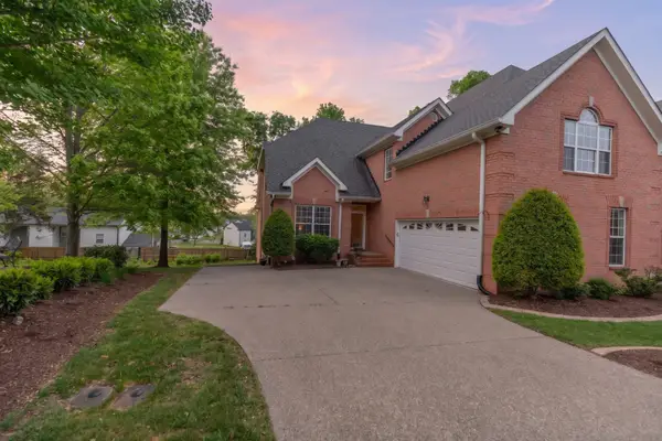 131 Belmont Cir, Hendersonville, TN 37075