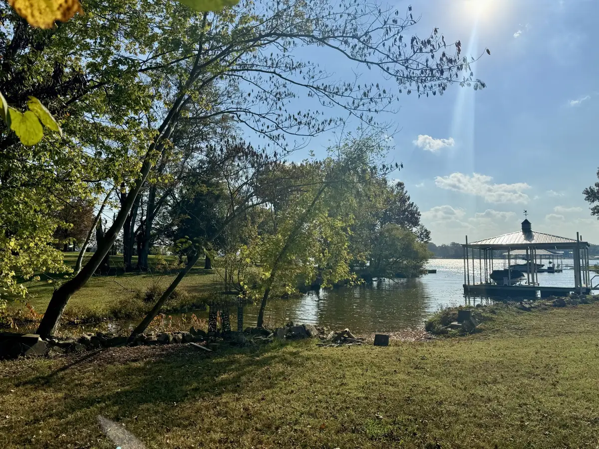 216 Cherokee Rd, Hendersonville, TN 37075 - #1